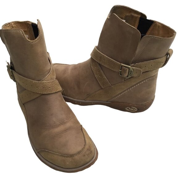 Chaco Shoes - Chaco Skye Brown Leather Asymmetrical Buckle Adjustable Strap Hiking Shoes WMN 7